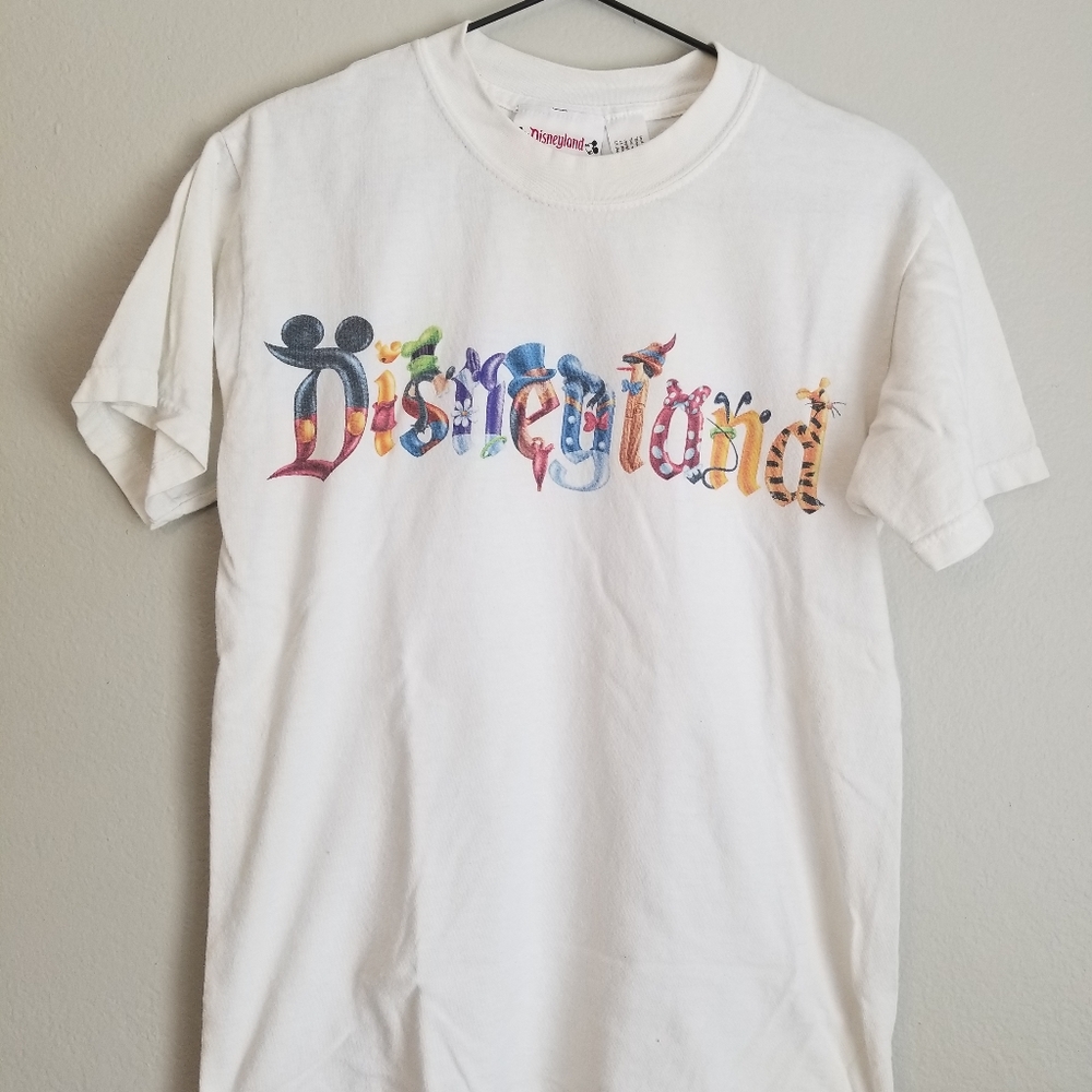 Disneyland T-Shirt - Authentic Parks Merch
